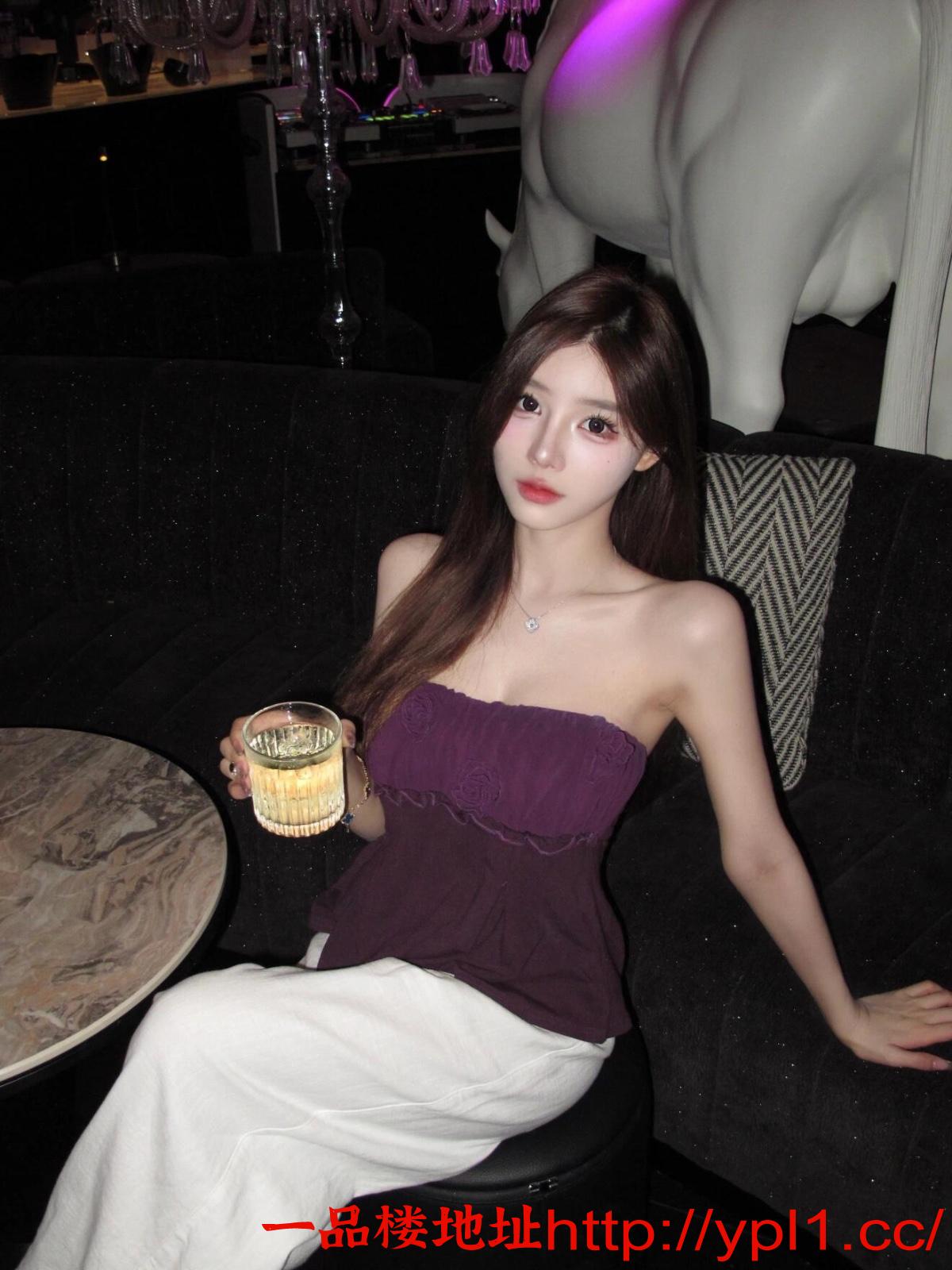 性感小少女喜欢调教