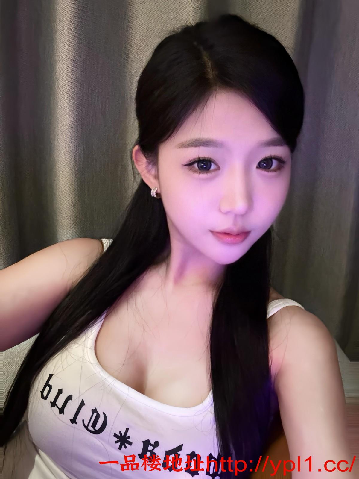 兼职学妹 小穴紧致多汁，可外出上门