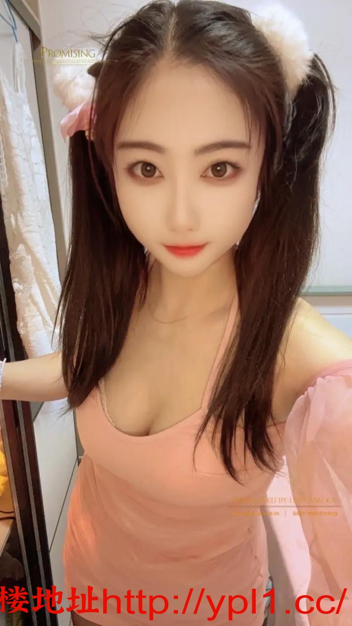 大胸肥臀极品会夹小姐姐