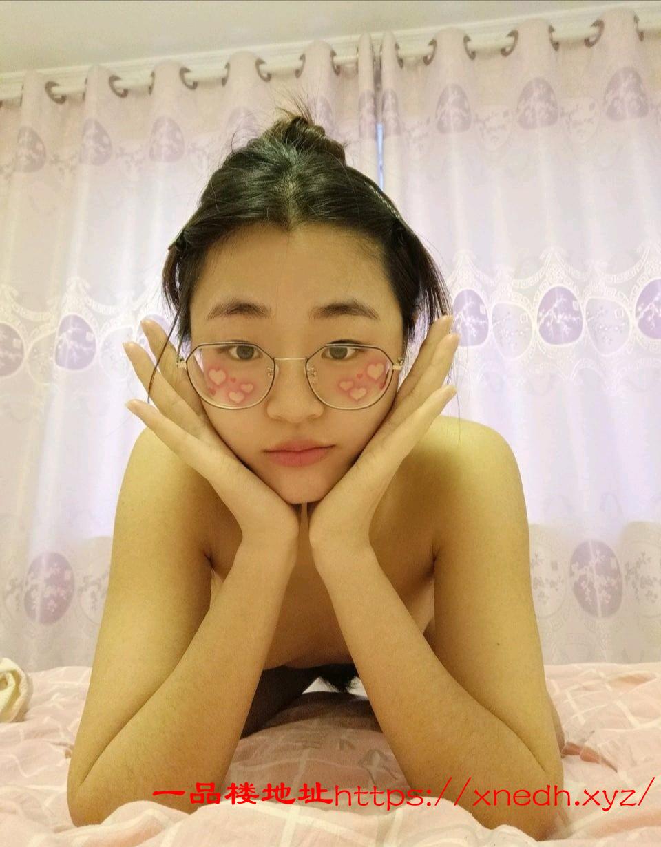 腿长腰细两点粉嫩