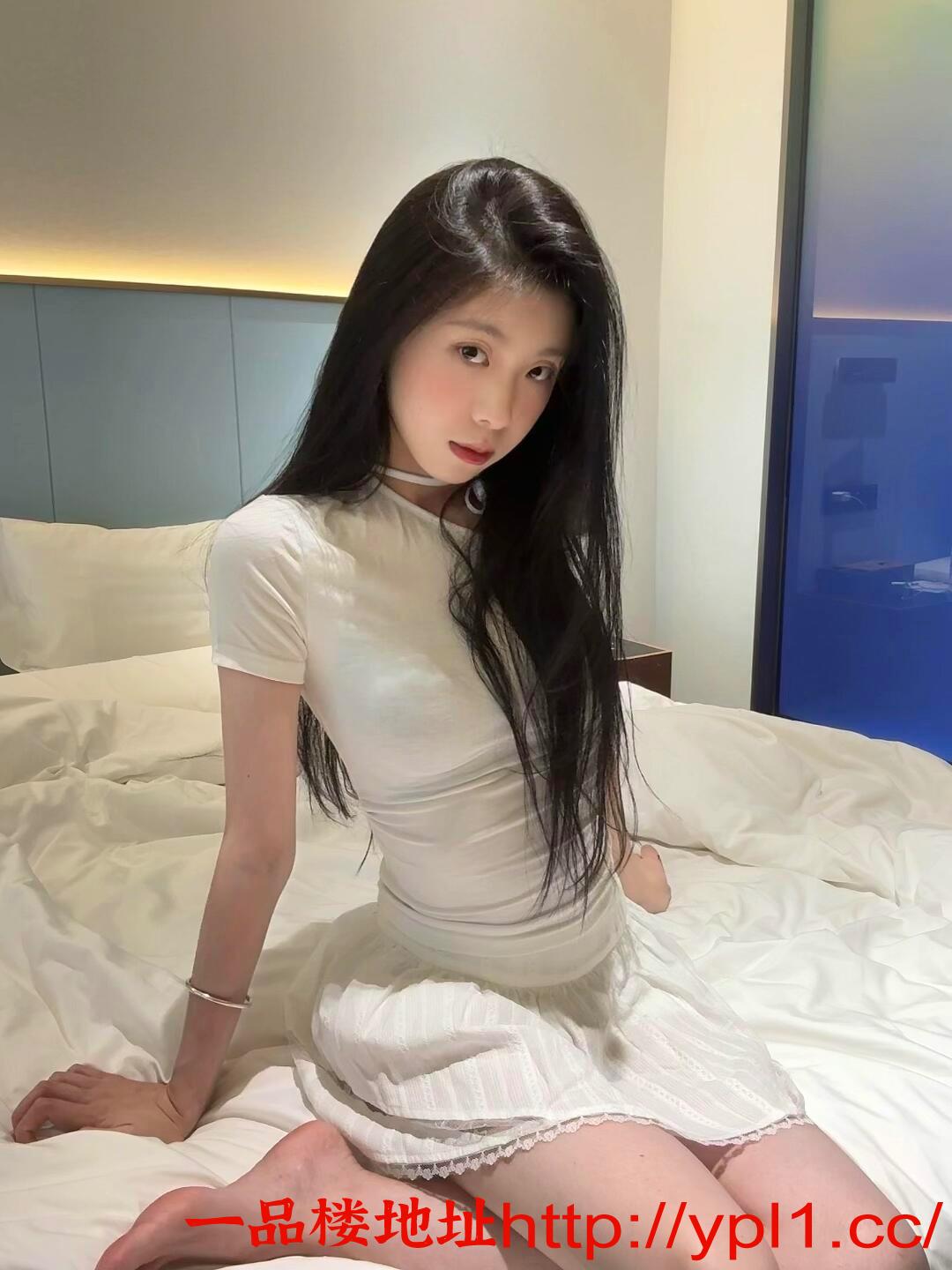 美乳颜值少妇馒头穴水超多高潮抽搐