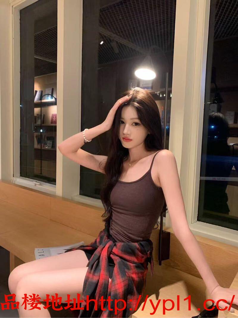 邻家学妹下海兼职粉嫩多水易高潮自带体香