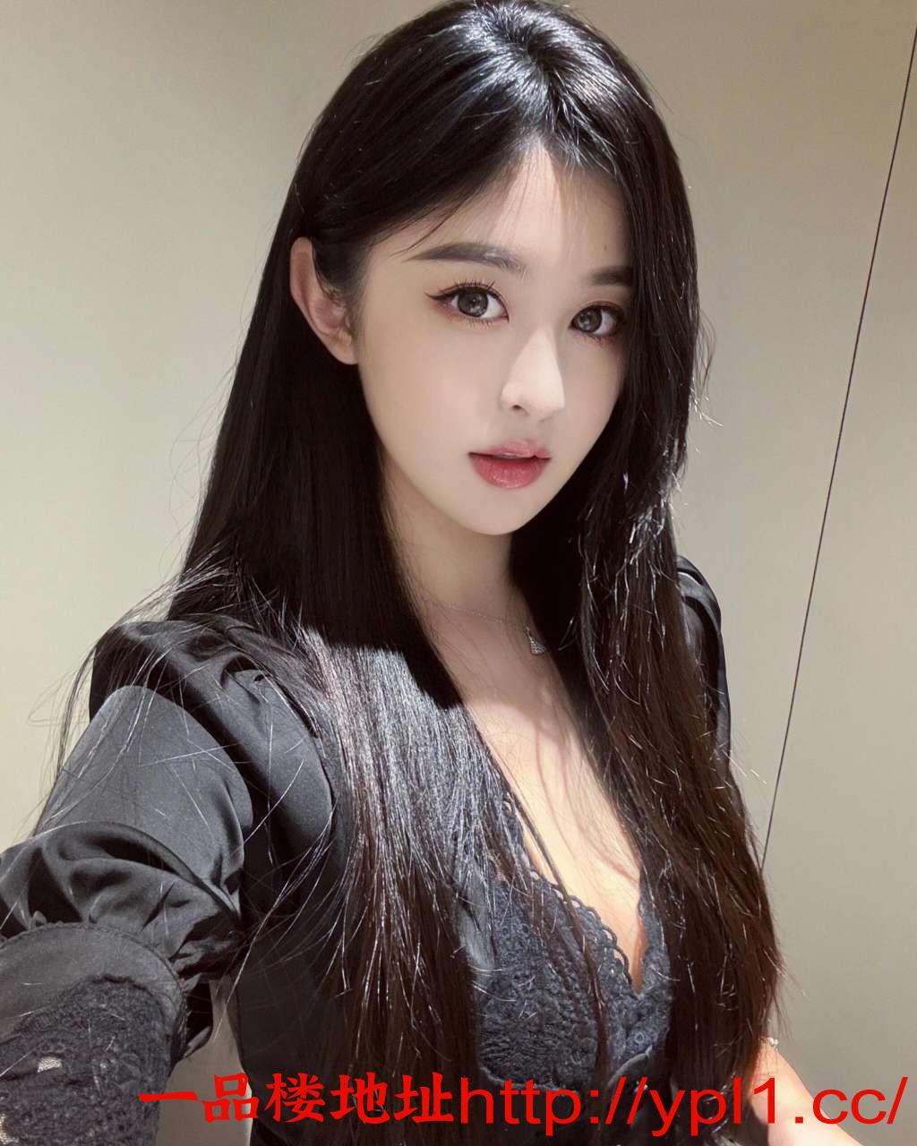 性感丰满会喷水御姐淫媚诱人，高潮喷水