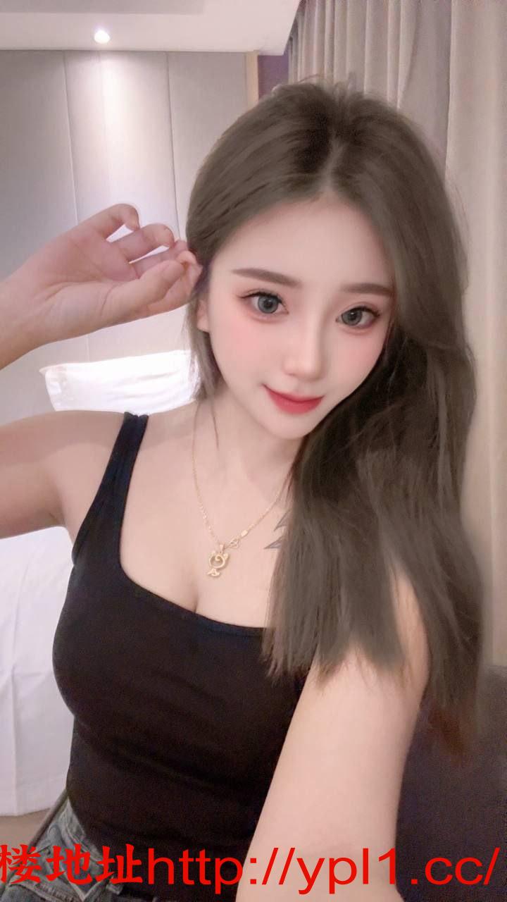 个人兼职性感多汁尤物学妹（真人认证）