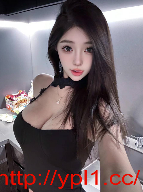 高挑白嫩大奶御姐