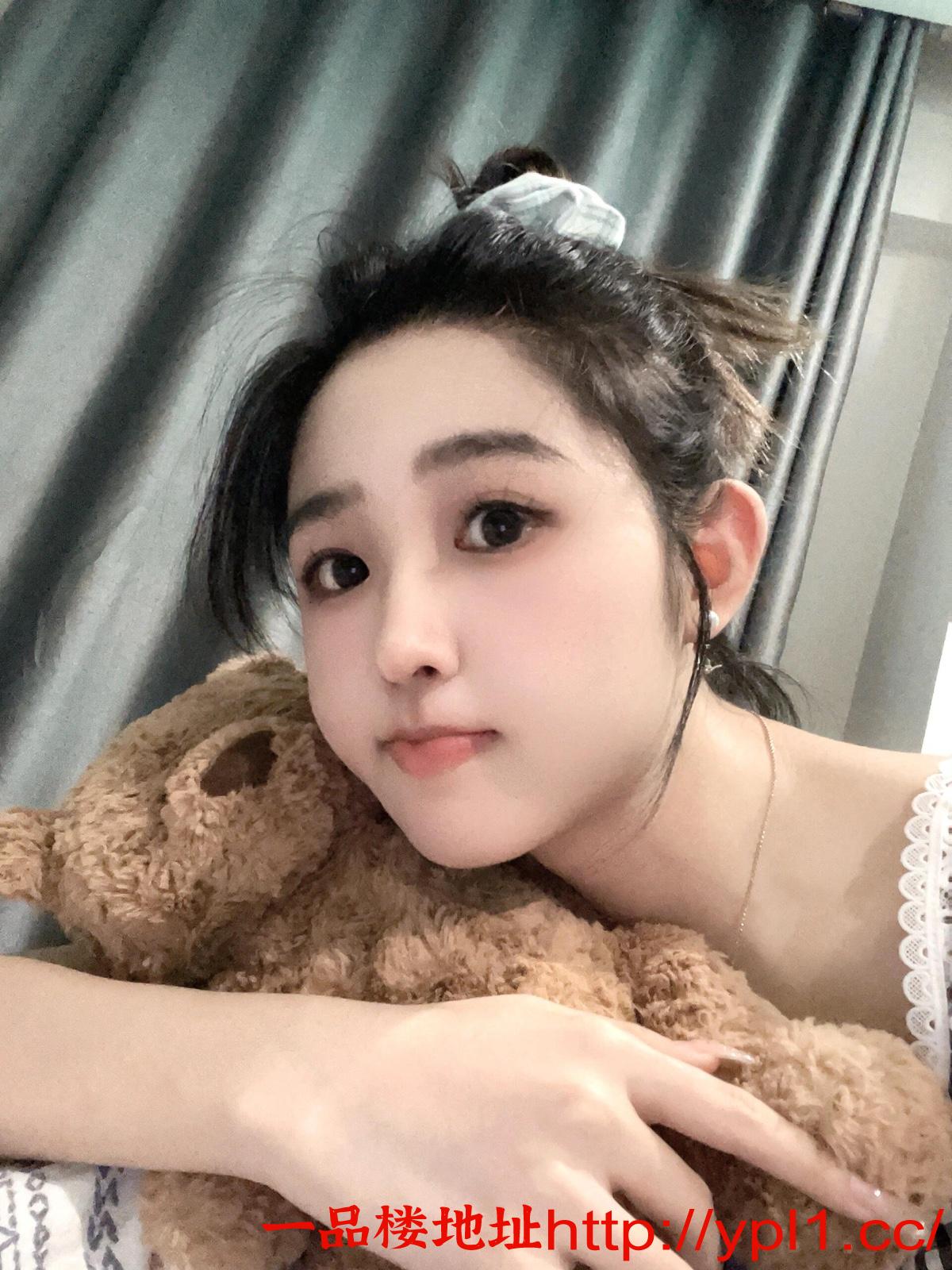 妹妹水多逼嫩可啪啪69毒龙玩sm