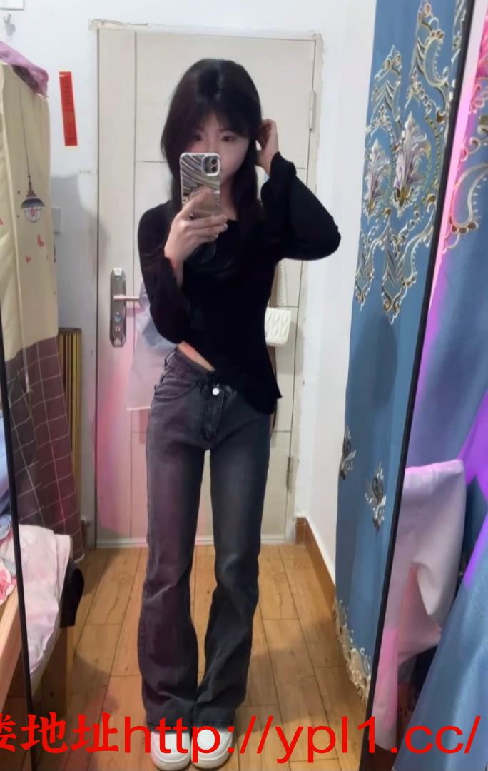 牛仔妹妹三通无套可视频