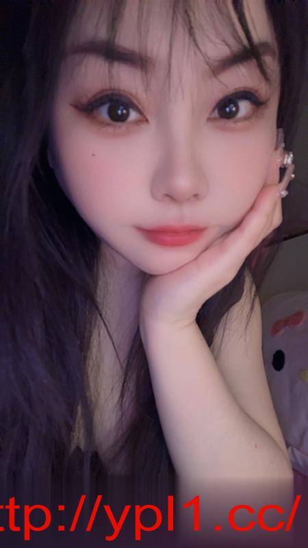 丰满性感风骚姐姐