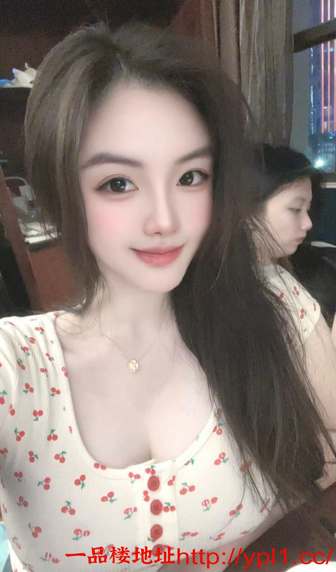 年轻制服诱惑御姐