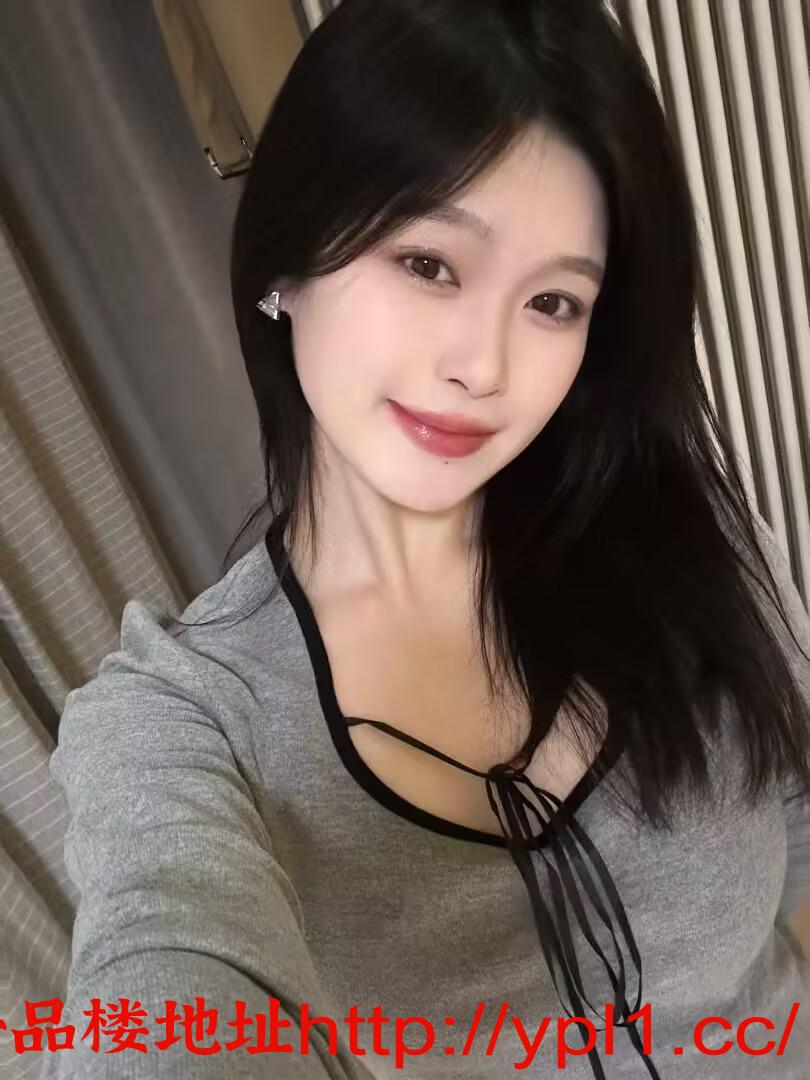 性感淫媚勾人小姐姐