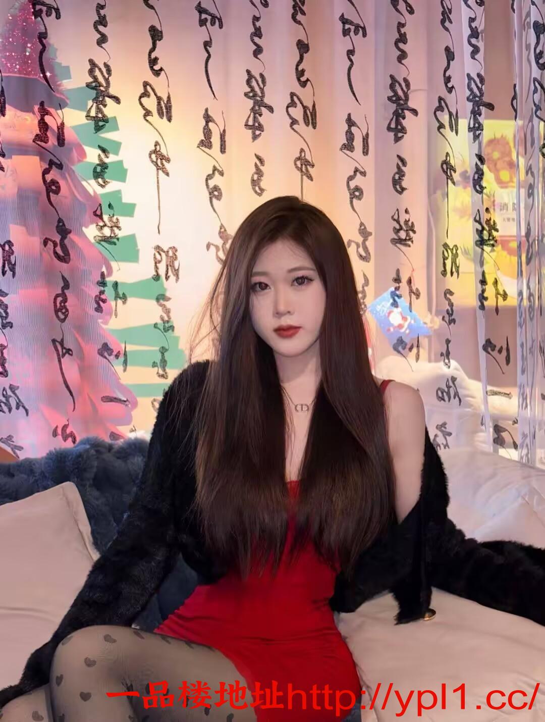职校在读妹妹身材好小鲍鱼水滋滋的，
