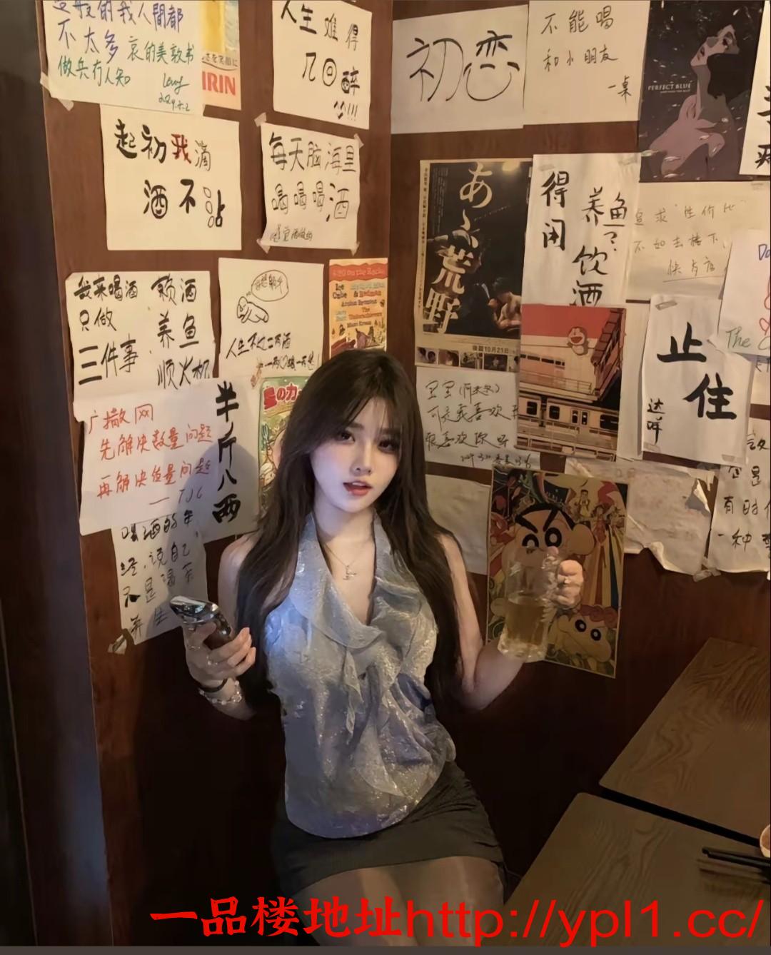 精神小嫩妹 各种姿势会玩