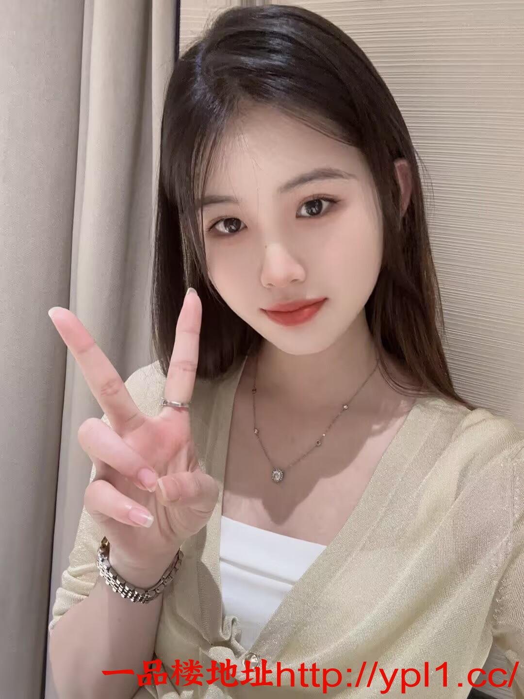 性感长腿骚女服务很到位