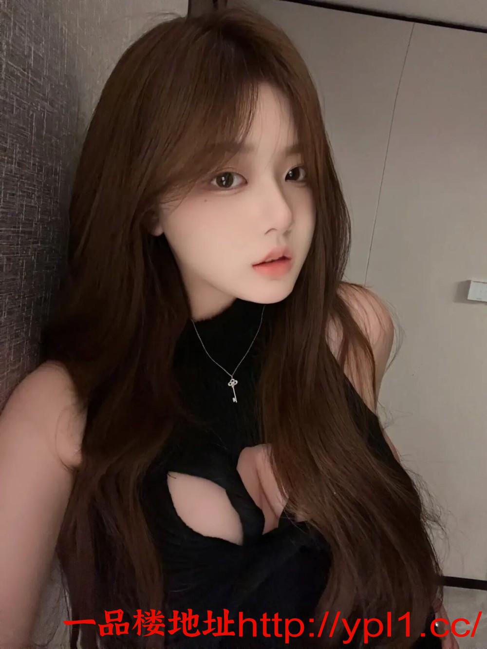 -情趣诱惑小骚逼姿势多