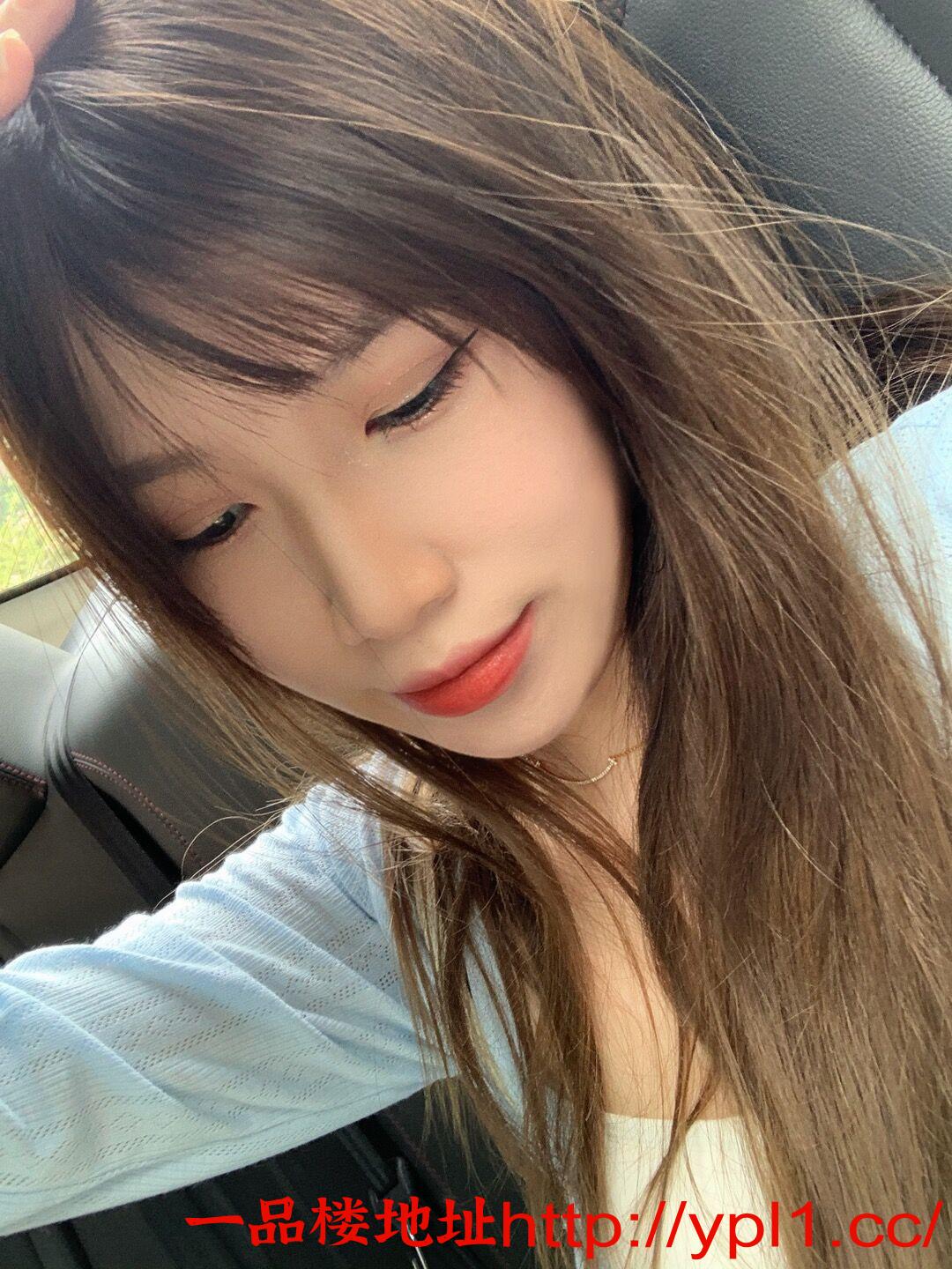 娇嫩OO妹疯狂嫩插