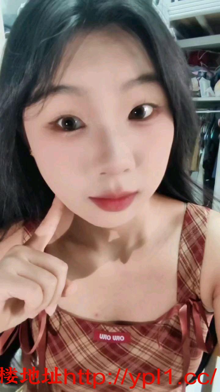 极品幼师三点粉嫩