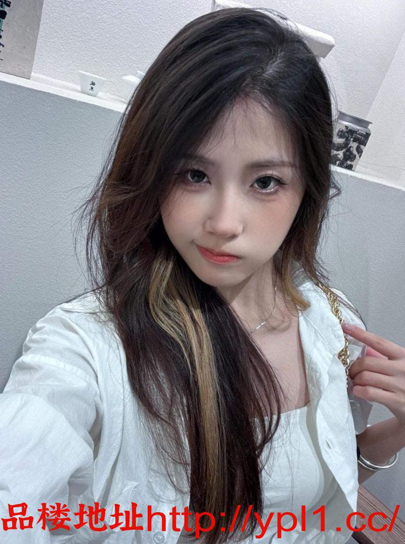 骚逼奶茶妹穴紧多汁