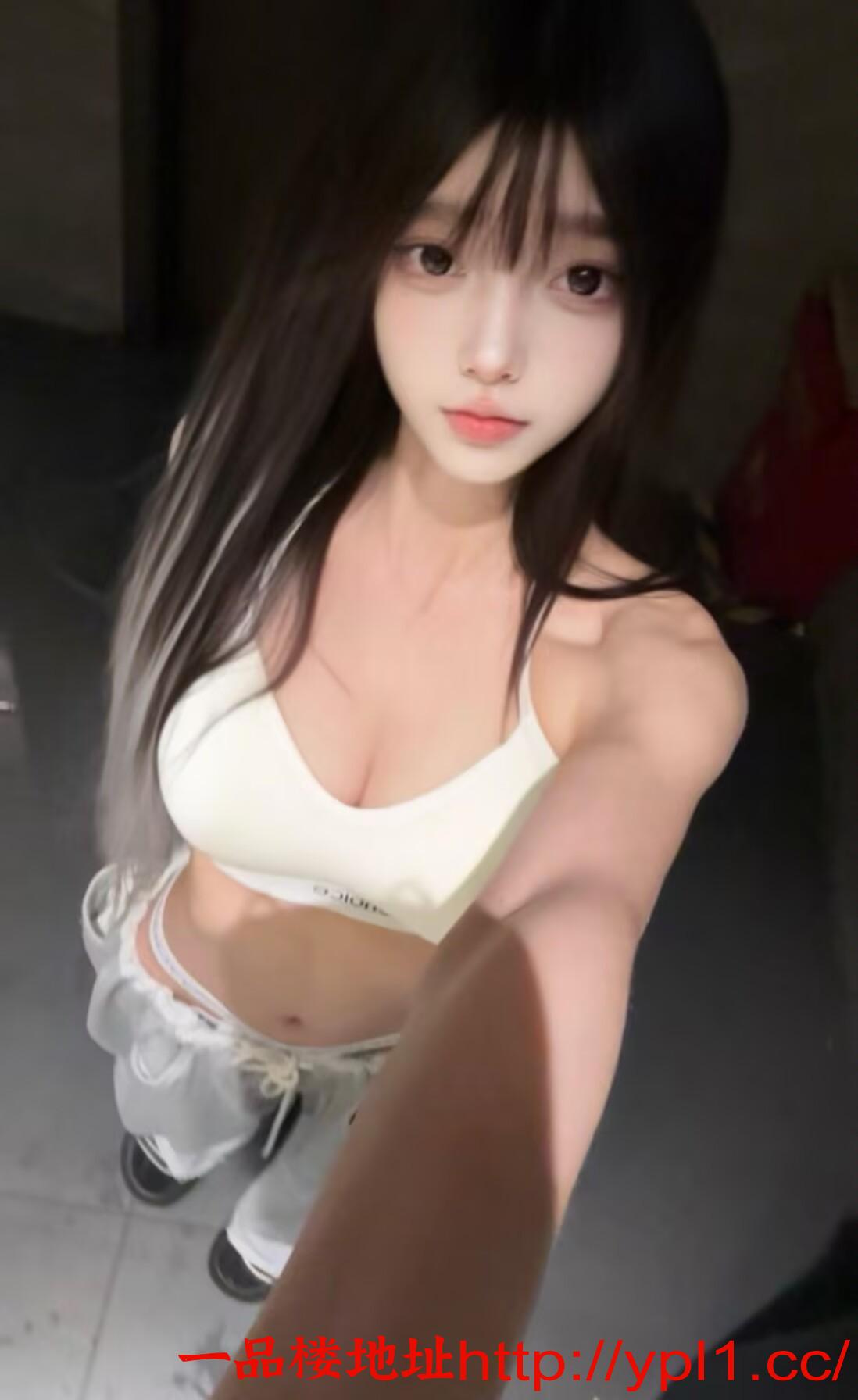 极品嫩妹，真正的上下粉，敏感体质，叫声淫荡