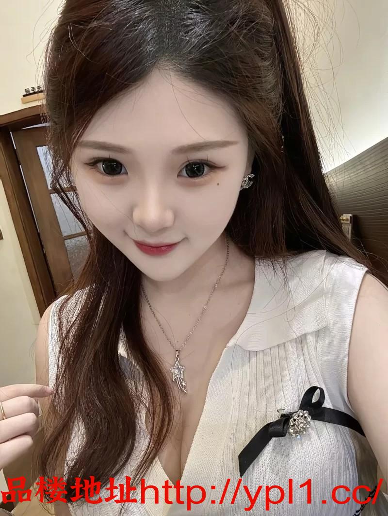 稀有尤物可爱大奶妹