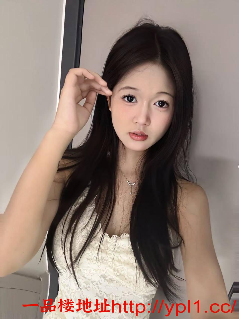 弋江白嫩敏感大奶嫩妹