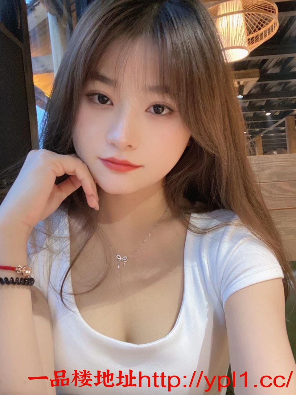 清纯妹妹全身白嫩表情好骚