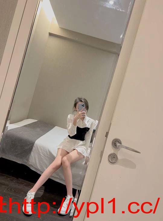 长腿妹子水润紧