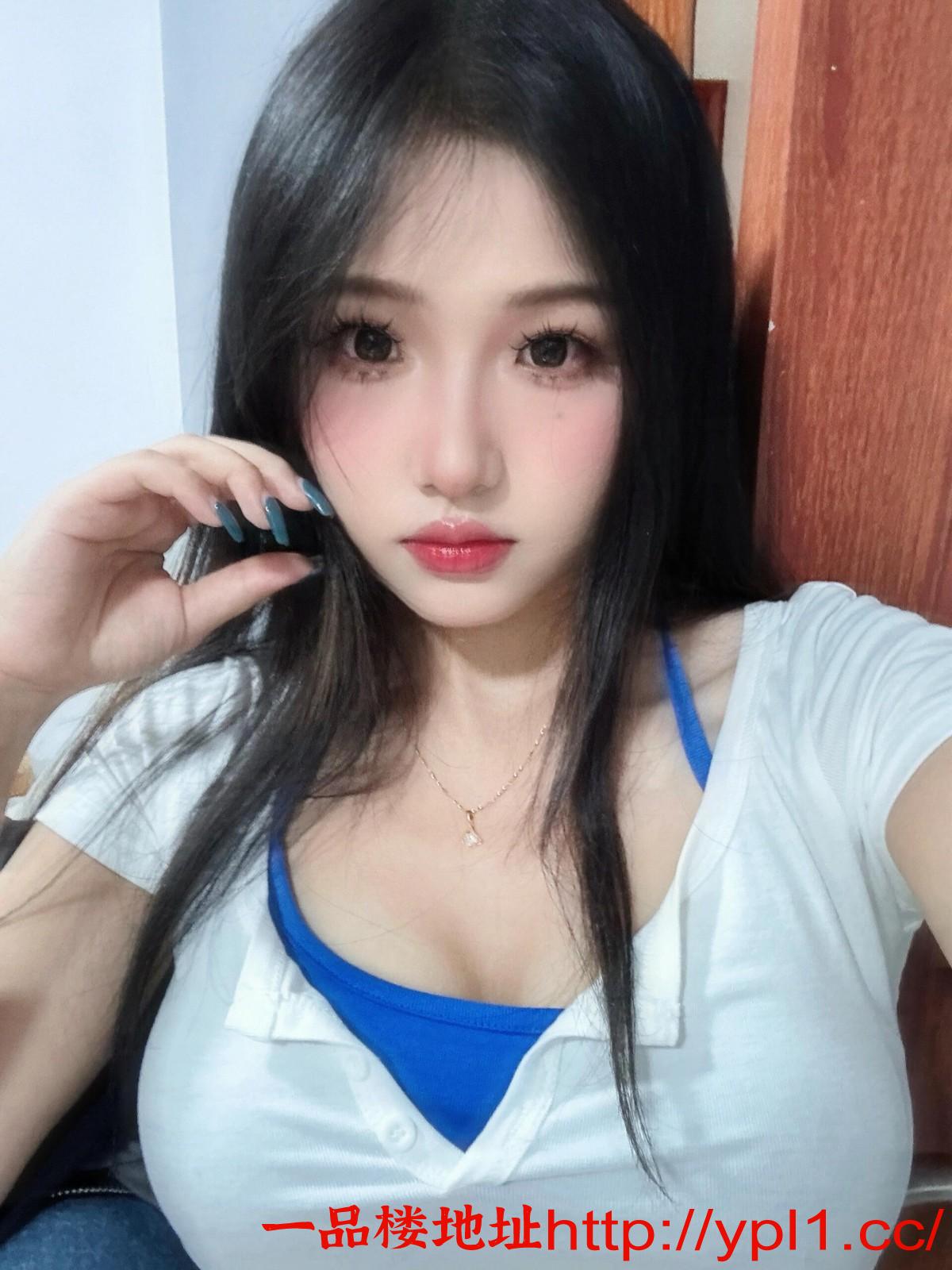 性感风骚易高潮喷水嫩逼，很会玩