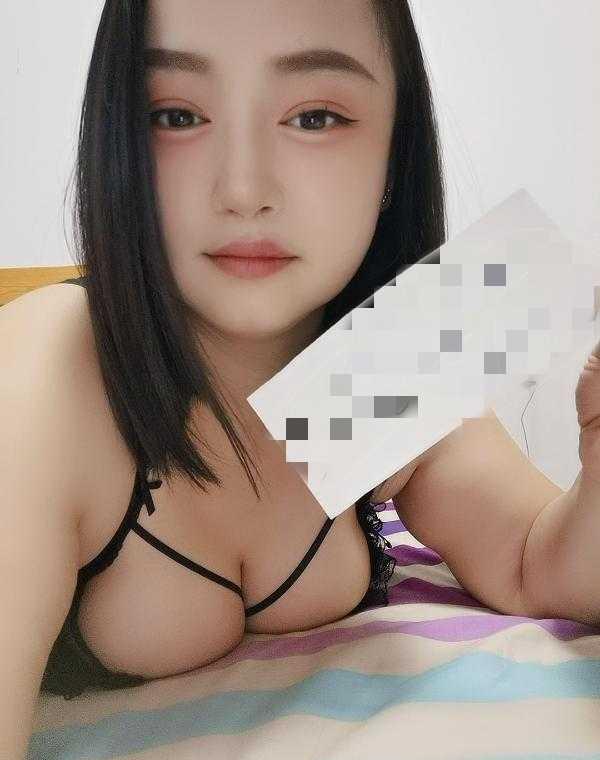 爆乳风骚小少妇一枚
