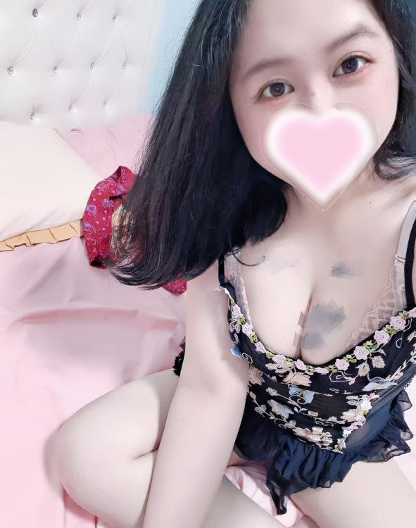 闵行圆润爱笑的小姐姐