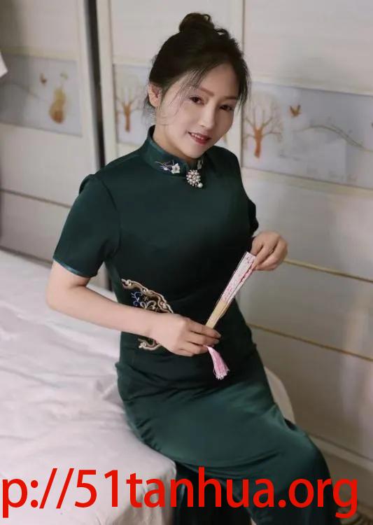 性价比旗袍熟女